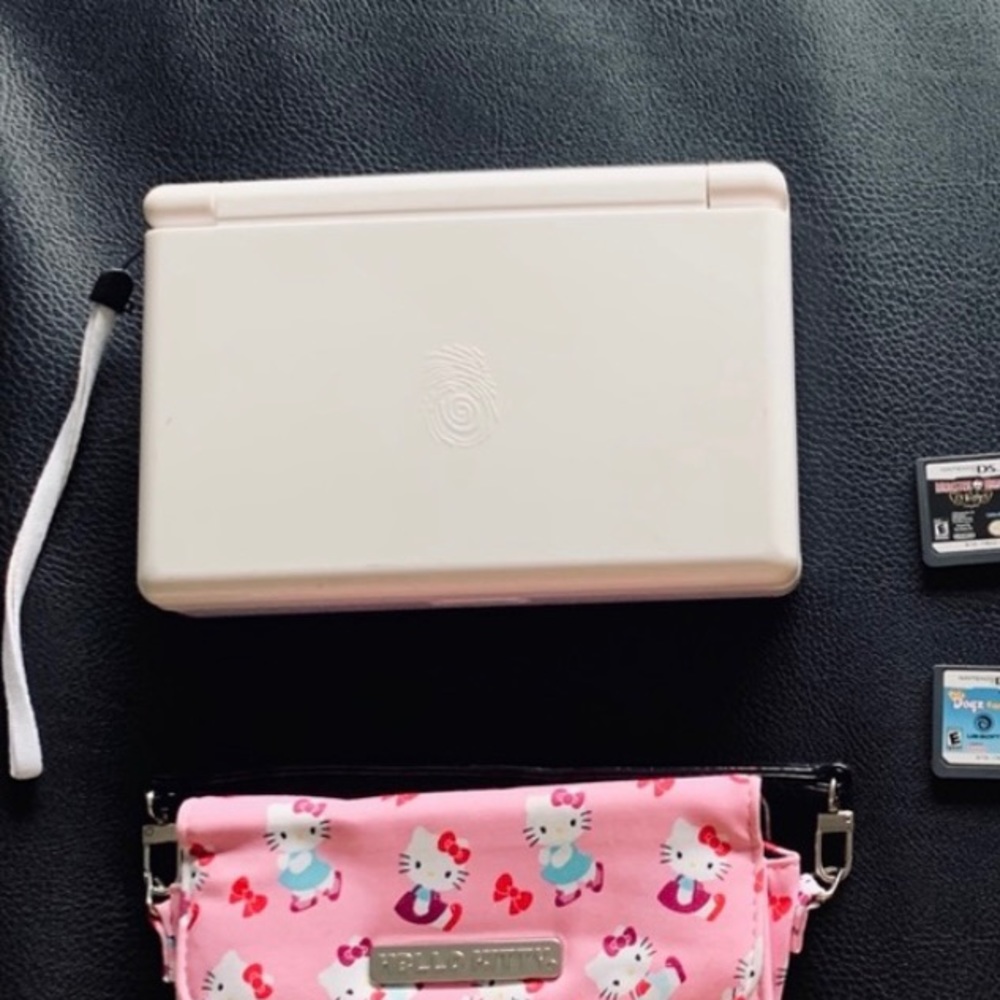NINTENDO DS GAMES & CASES PLEASE READ DESCRIPTION